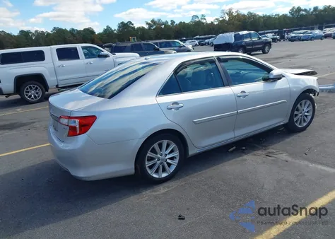 2013 Toyota Camry Xle z USA, uszkodzony, nr VIN 4T4BF1FK1DR309837